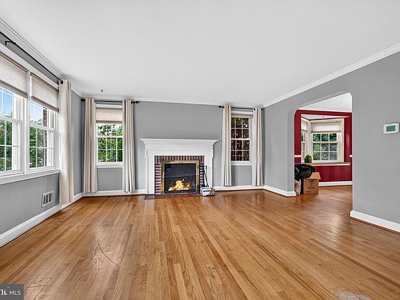 5th image of 1545 Cottage Ln