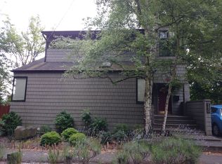 150 Lake Dell Ave, Seattle, WA 98122