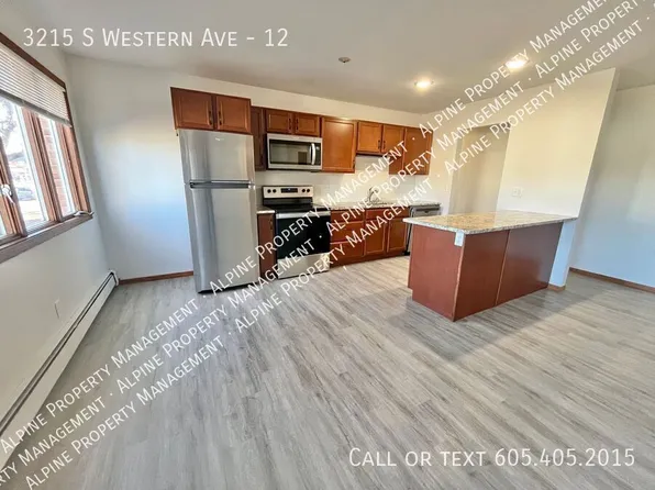 3215 S Western Ave #12, Sioux Falls, SD 57105