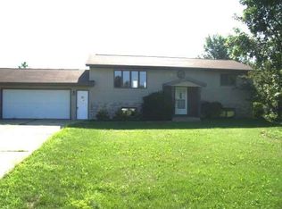 207 Sunrise Dr, Stevens Point, WI 54482