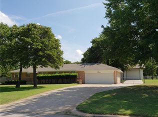 10928 Bellview Dr, Midwest City, OK 73130