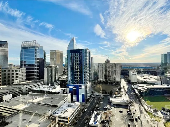 333 W Trade St Unit 1906, Charlotte, NC 28202