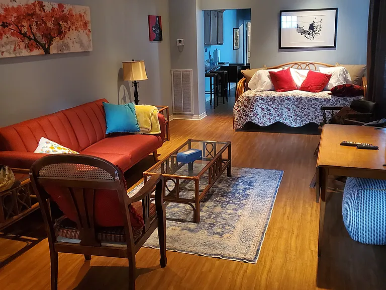 335 Angela St — Photo 10
