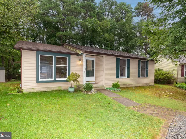 5 Adams Ct, Marlton, NJ 08053