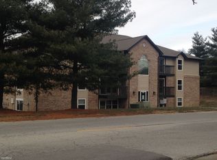 1070 University Dr APT 4, Edwardsville, IL 62025