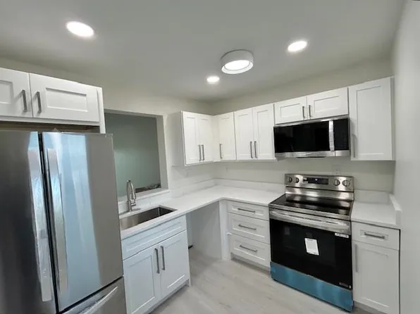 6220 Augusta Dr APT 413, Fort Myers, FL 33907