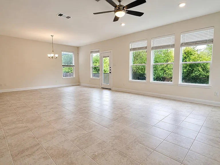 2101 Split Diamond Way #40 — Photo 11
