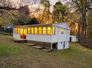 134 Powhatan Rd, Clarksville, VA