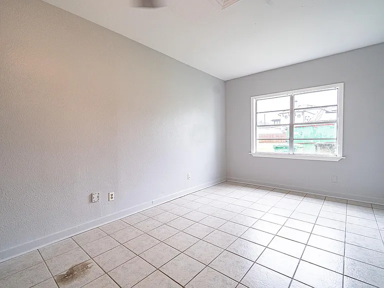 6417 Rolla St — Photo 11