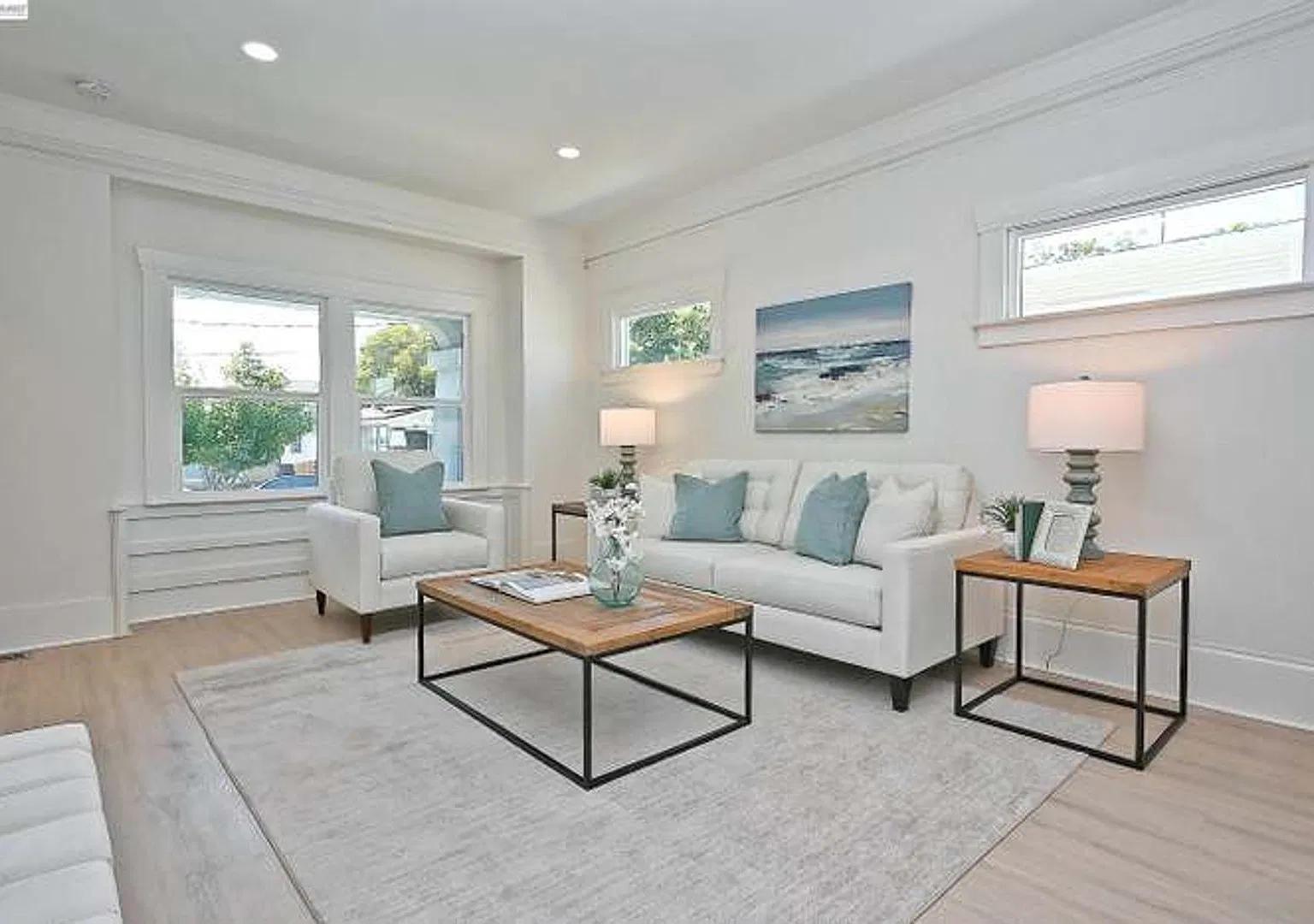 Coming Soon! |$4,200 | Newly Updated 3br/2ba Oakland Home W/ Loft & Modern Finishes — Photo 3