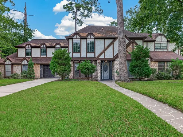 6803 Wimbledon Estates Dr, Spring, TX 77379