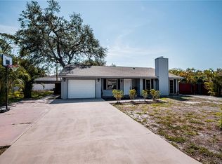 561 Falkland Rd, Venice, FL 34293