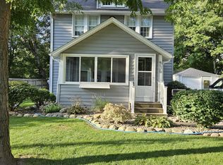 935 Miles Ave, Kalamazoo, MI 49001