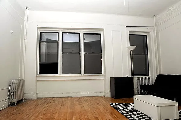 Rented by C2R Management LLC | media 14