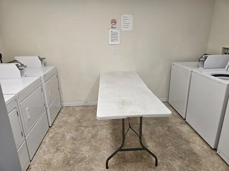 Unit Photo