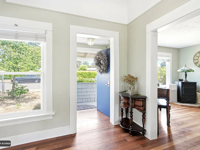 3638 S Monroe St — Photo 3