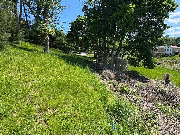 2nd image of 0 Cedar Top Rd