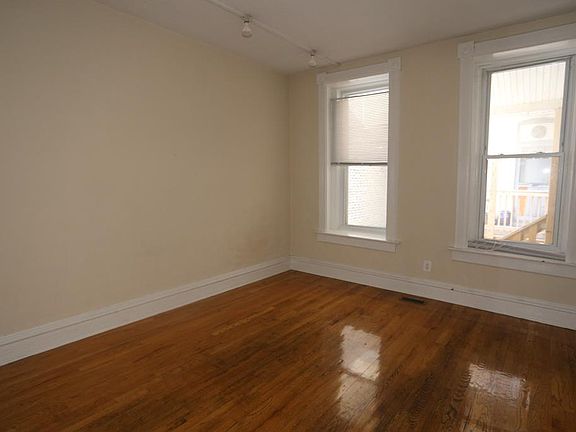 5th image of 2735 N Magnolia Ave #1CH