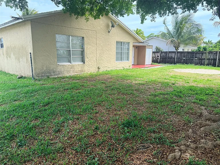 26468 SW 123rd Pl — Photo 31