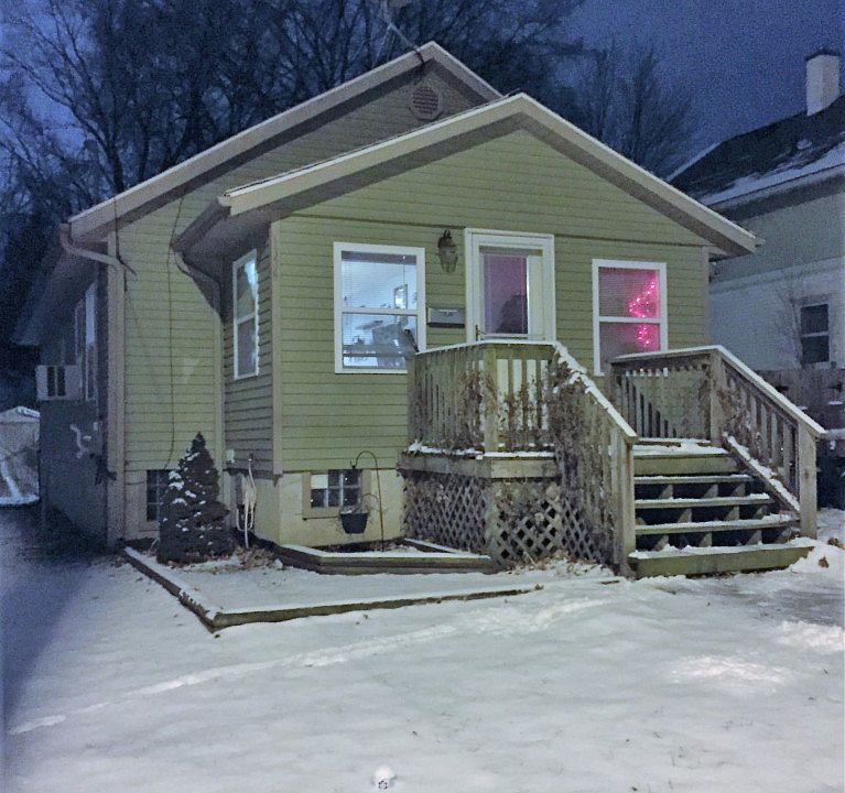 1st image of 1336 Walker Ave NW