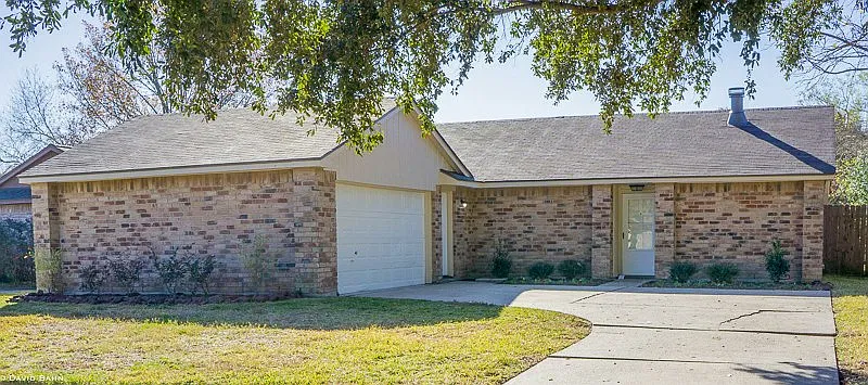 14215 Cellini Dr