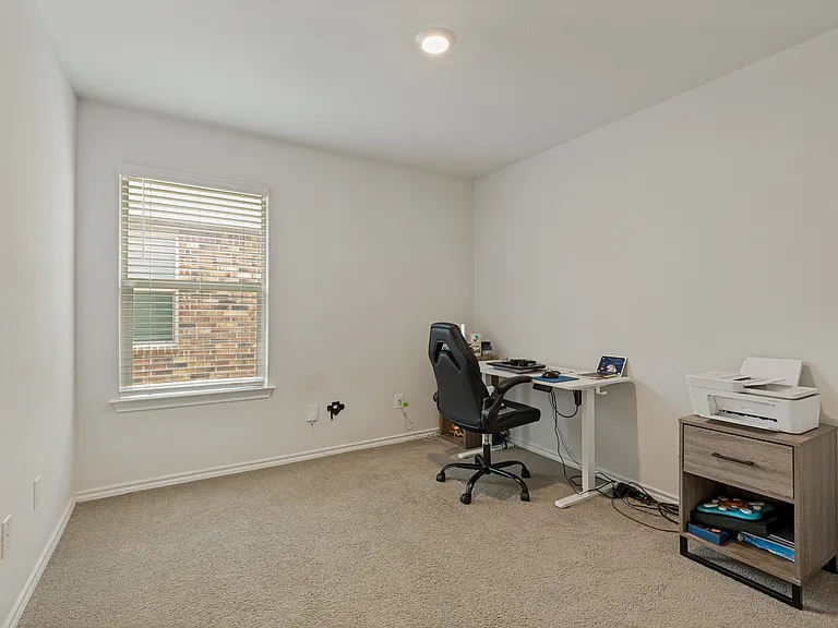 9509 Doverglen Dr — Photo 15