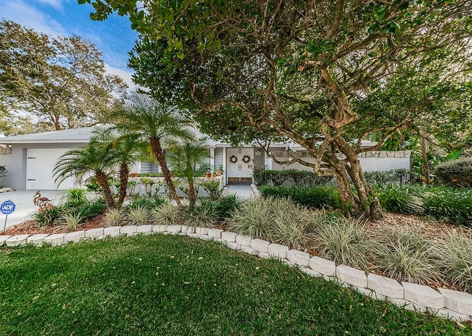 1st image of 15901 Country Farm Pl