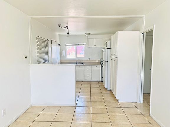 5th image of 734 Santa Barbara Pl #0