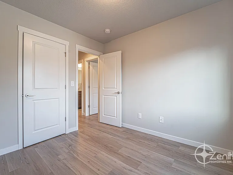 4939 NE 2nd Ct — Photo 21