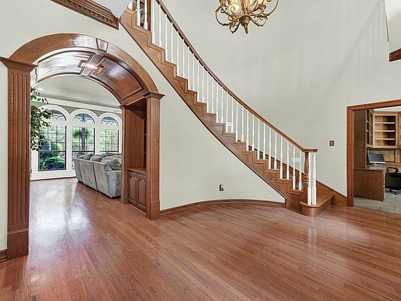 5th image of 3700 Hillwood Way