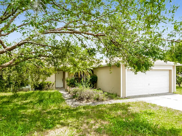 13318 Caspian Ln — Photo 1