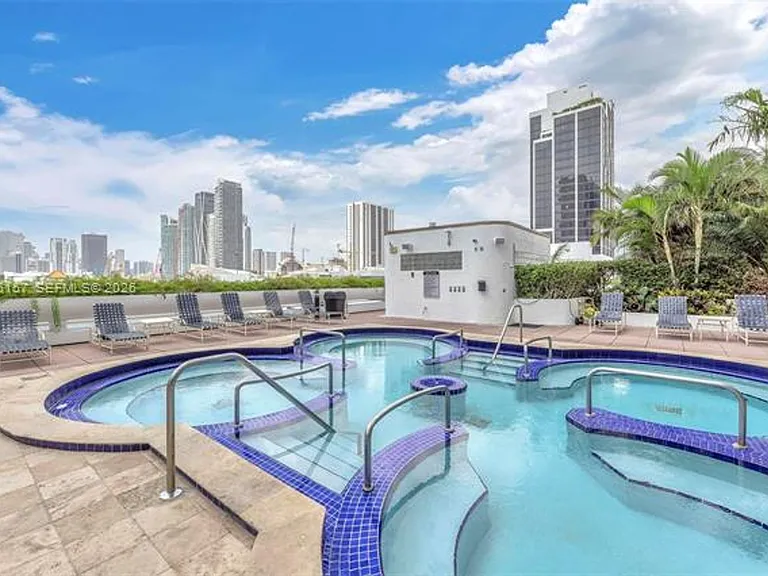 1717 N Bayshore Dr #CU-A-3332 — Photo 22