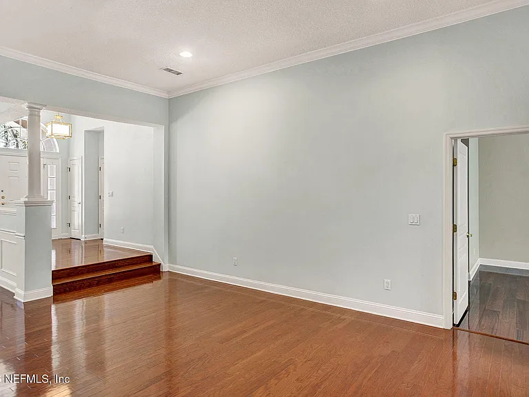 1837 Forest Glen Way St — Photo 4