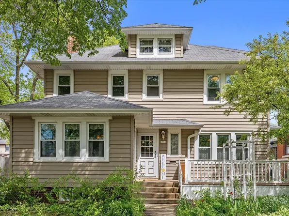1502 S 80th STREET, West Allis, WI 53214
