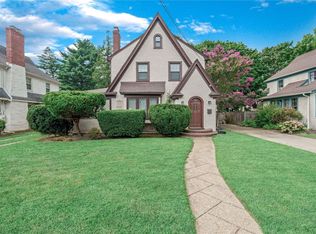 143 Buckingham Rd, West Hempstead, NY 11552