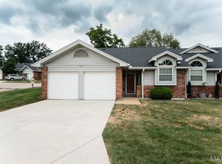 4319 Rockspur Ct, Saint Louis, MO 63128