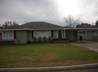 4531 Boyd Ave, Groves, TX 77619