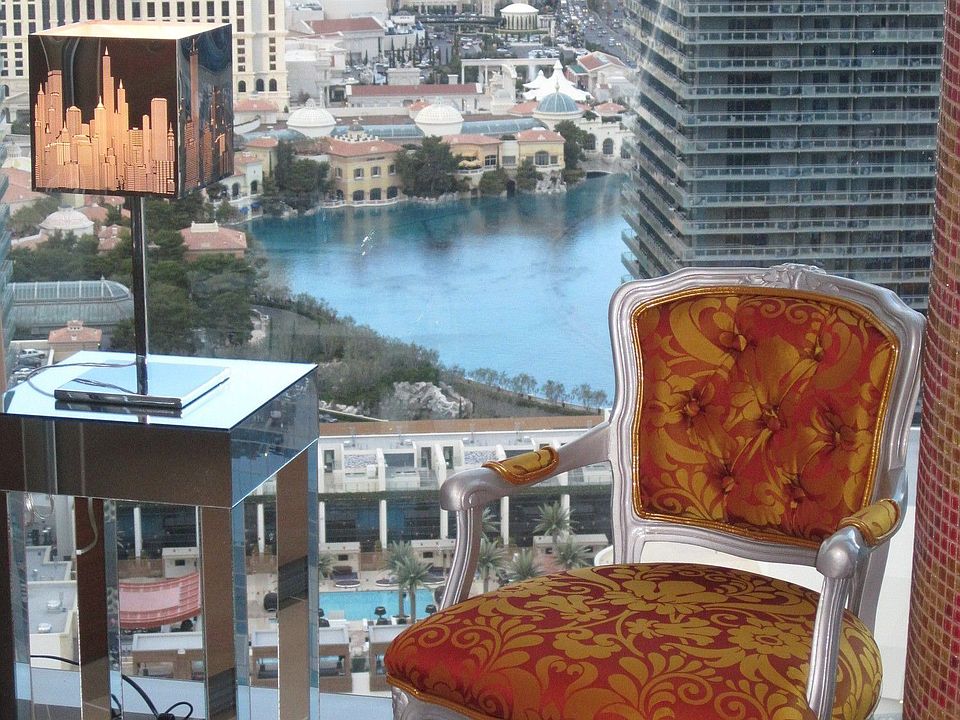 Bellagio Fountain View from Veer 3309W