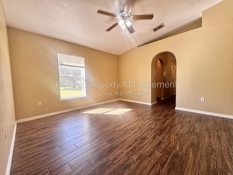 5536 Sycamore Canyon Dr — Photo 13