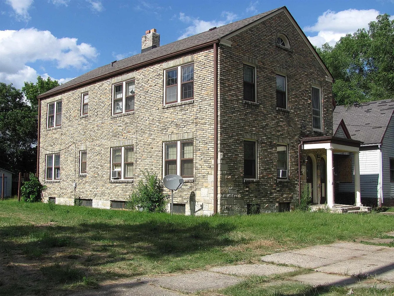 2 bed, 1000 sqft, $950 — Photo 3