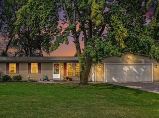 475 N Benton St, Millersburg, IN 46543