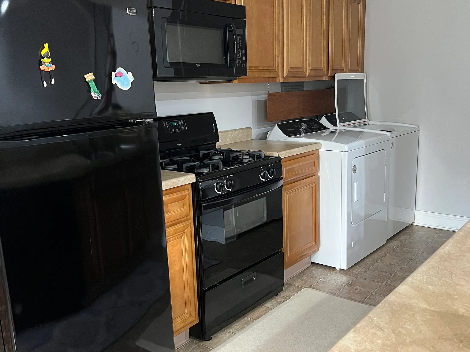 2 bed, 900 sqft, $1,875 — Photo 1