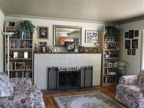 2nd image of 3916 W Greenbrier Dr
