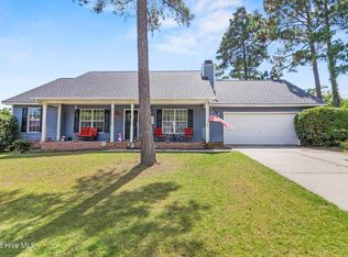 207 Somerset Dr, Raeford, NC 28376