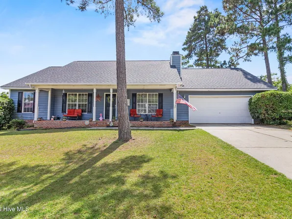 207 Somerset Drive, Raeford, NC 28376