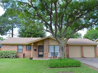 5117 Gibbons Dr, North Richland Hills, TX 76180