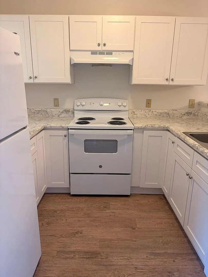 5054 Lamppost Circle — Photo 2