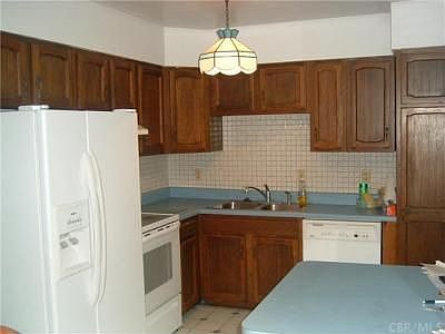 4th image of 390 Westport Dr