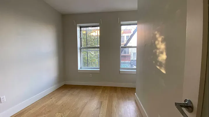 Rented by Hagstrom Management Inc | media 26