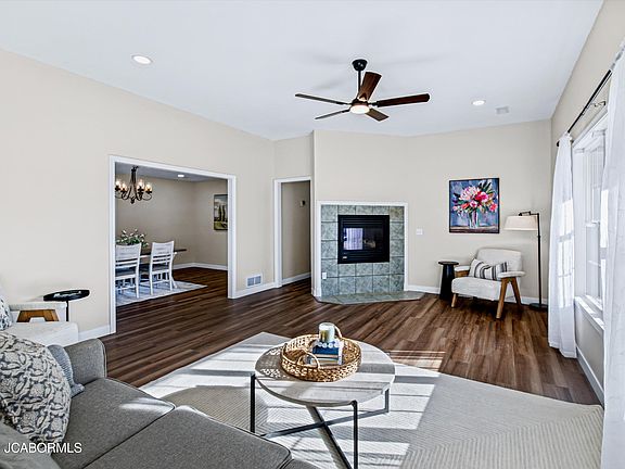 4th image of 3206 Palmer Ct